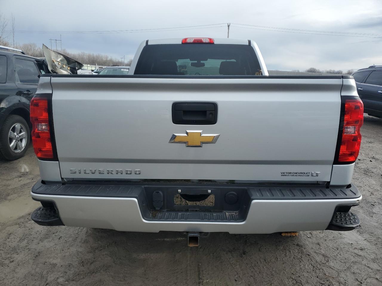 2017 CHEVROLET SILVERADO - Image 6