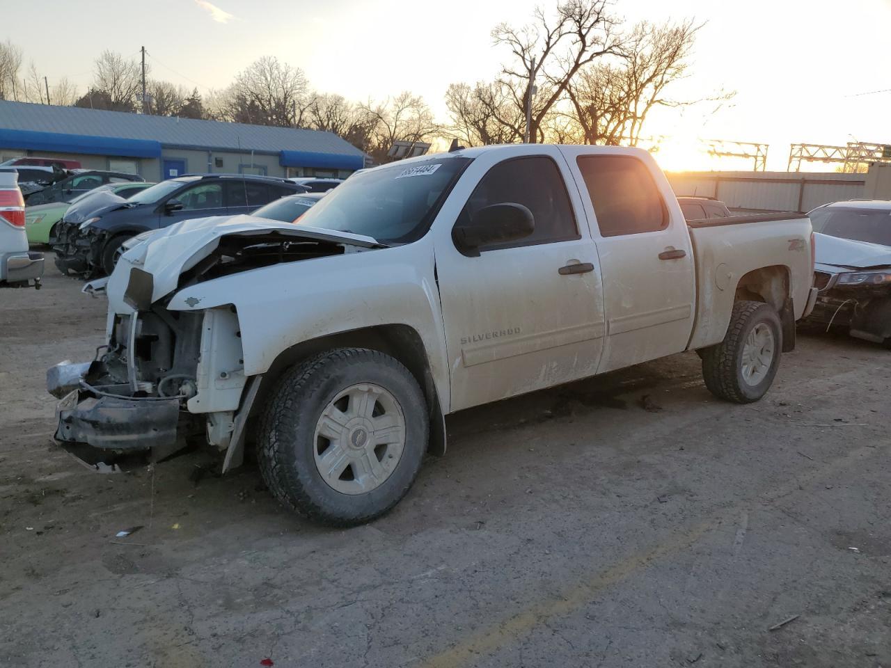2013 CHEVROLET SILVERADO