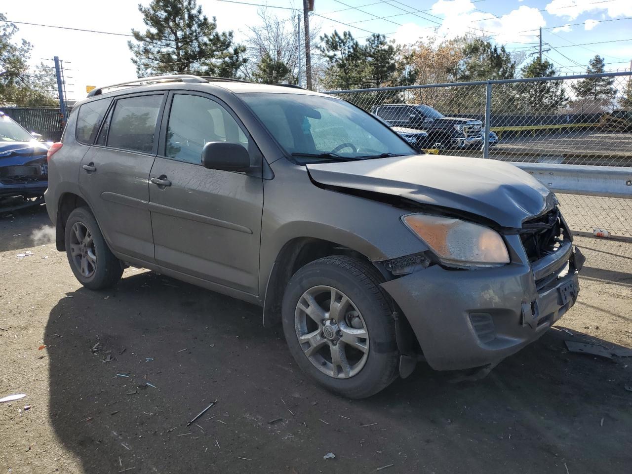2011 TOYOTA RAV4 - Image 4