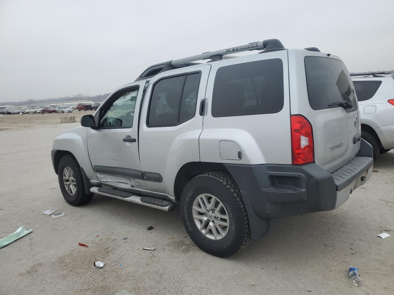 2014 NISSAN XTERRA X - Фото 2