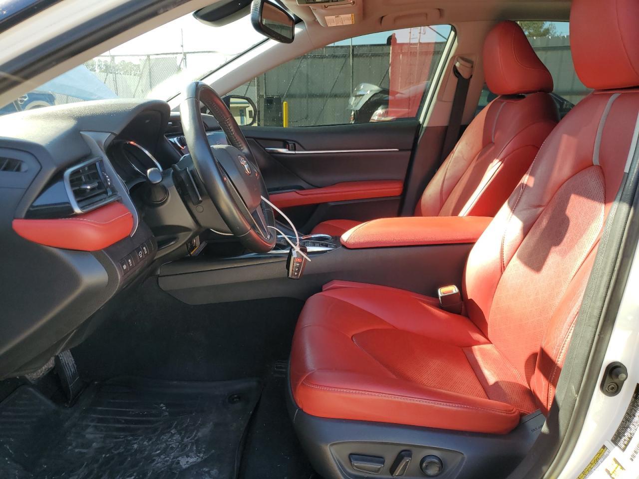 2019 TOYOTA CAMRY XSE - Image 7