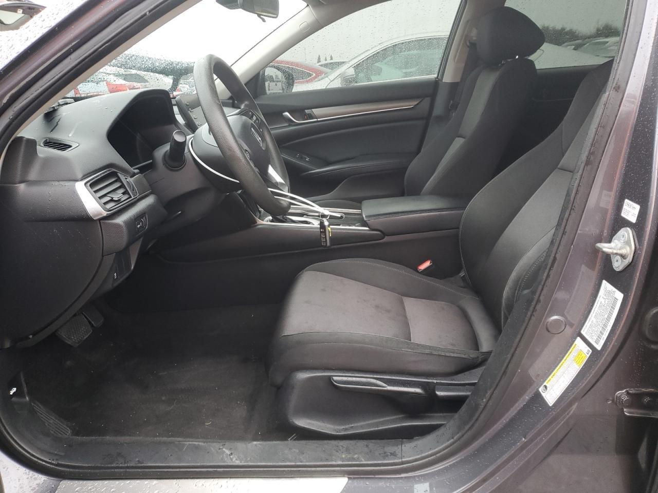 2018 HONDA ACCORD LX - Image 7