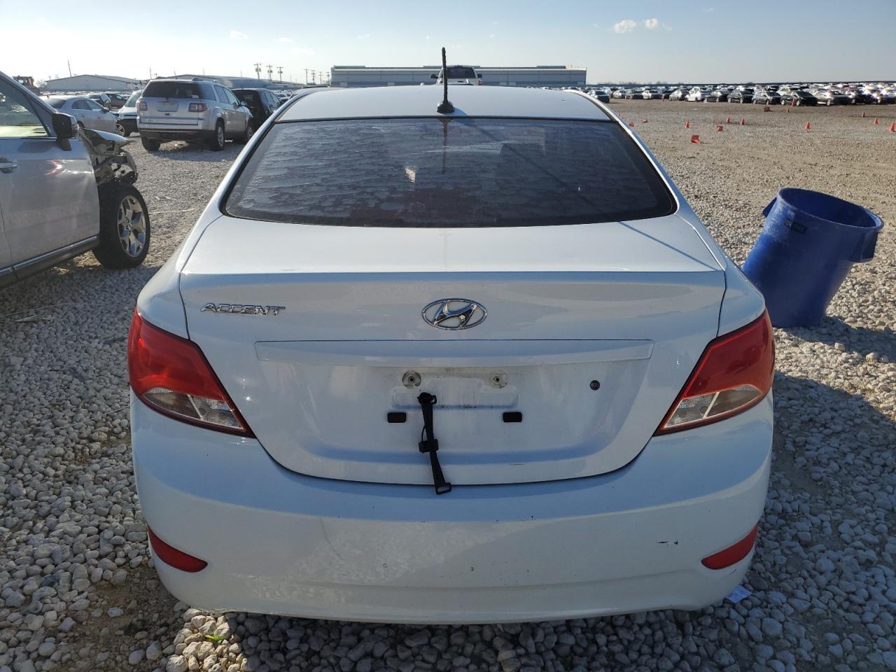 2015 HYUNDAI ACCENT GLS - Фото 6