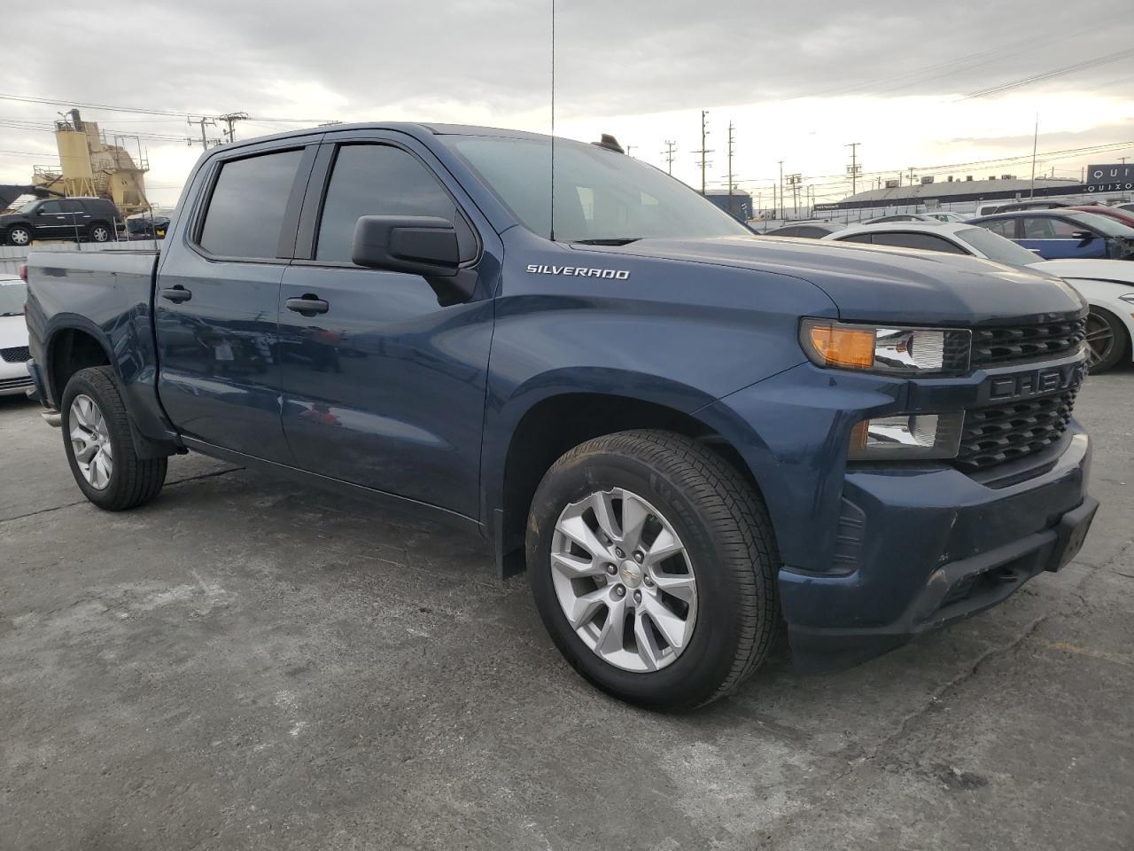 2019 CHEVROLET SILVERADO - Фото 4