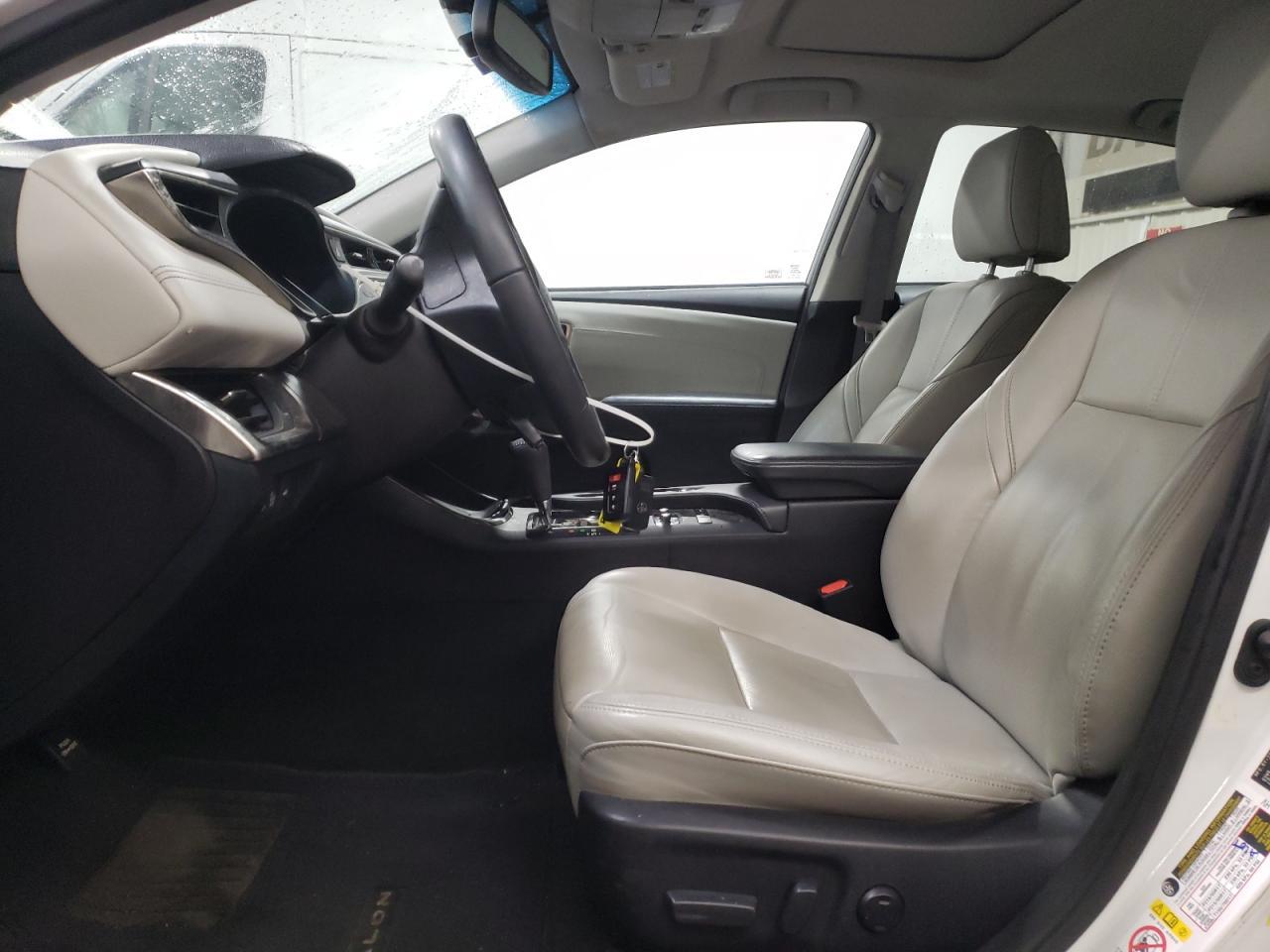 2016 TOYOTA AVALON HYB - Image 7