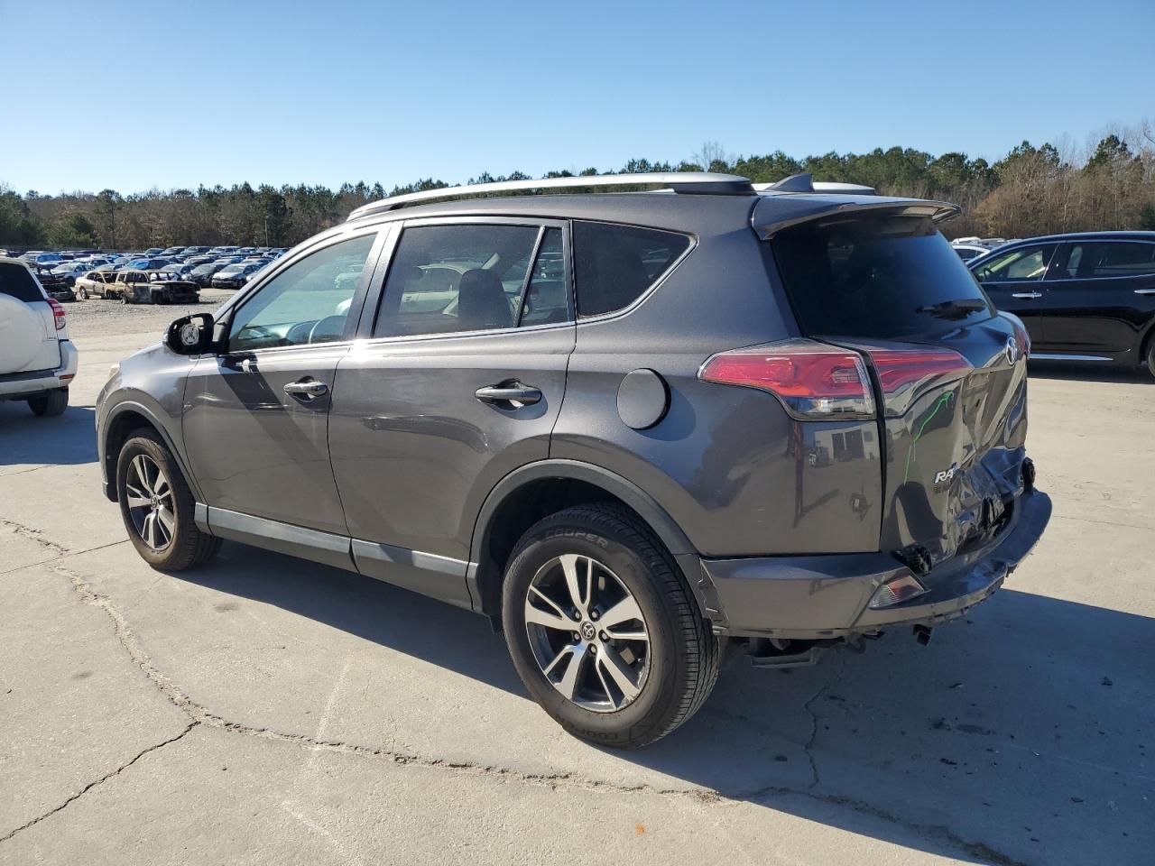 2016 TOYOTA RAV4 XLE - Фото 2