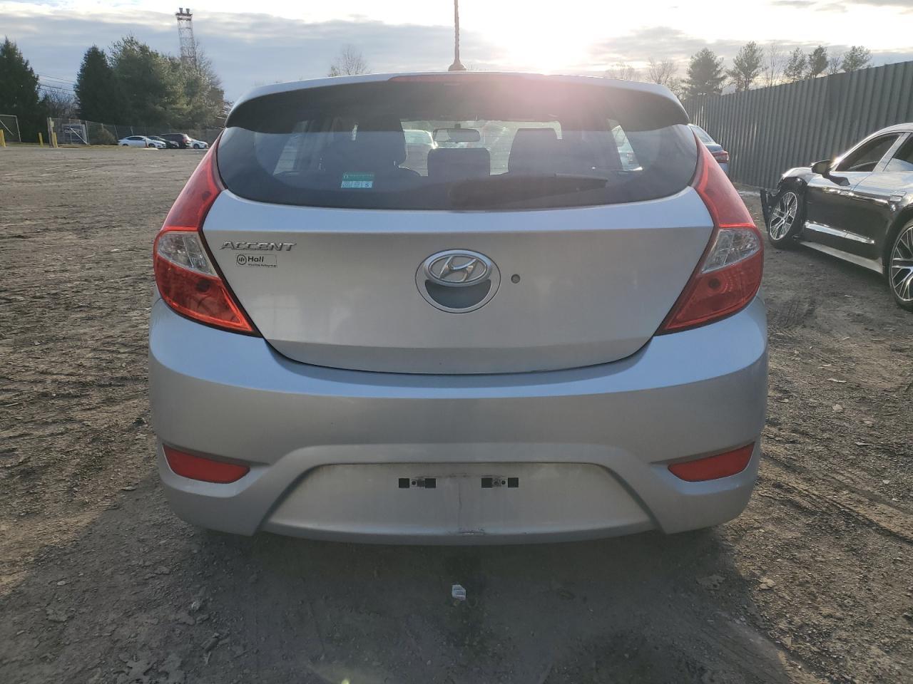 2014 HYUNDAI ACCENT GLS - Фото 6