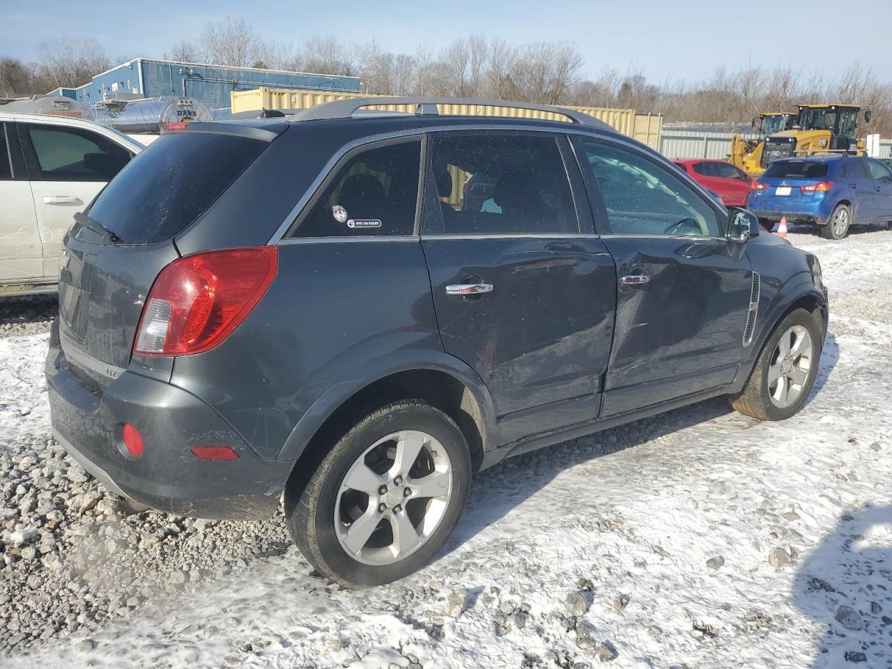 2013 CHEVROLET CAPTIVA LT - Image 3
