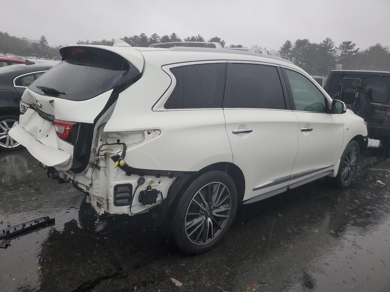 2016 INFINITI QX60 - Image 3