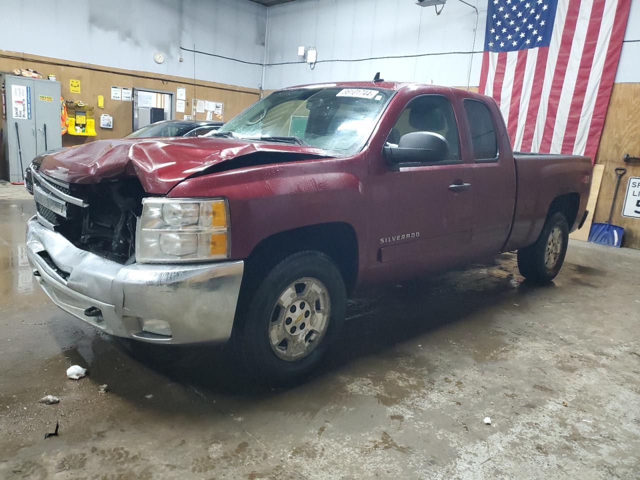 2013 CHEVROLET SILVERADO car image