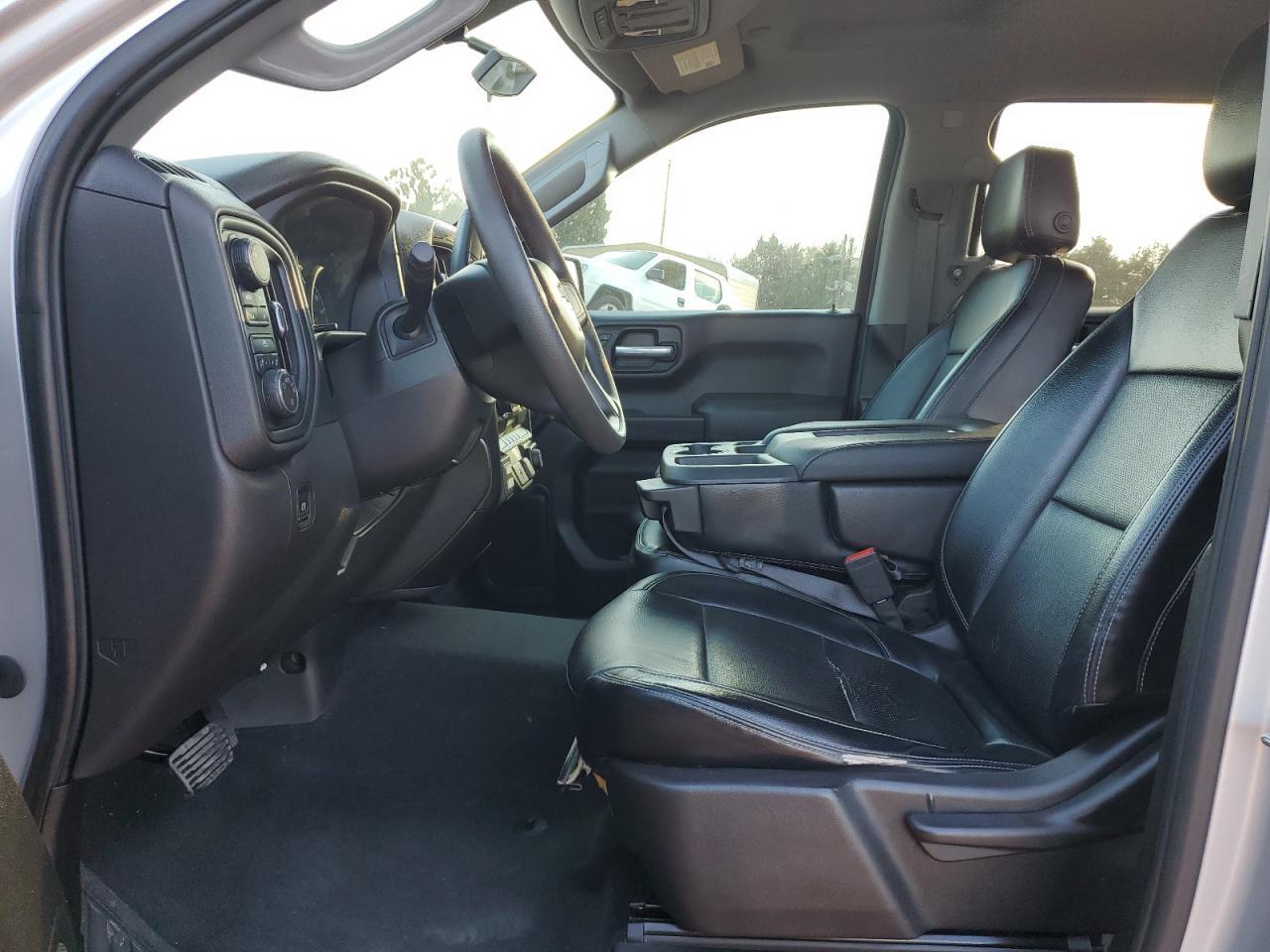 2019 CHEVROLET SILVERADO - Фото 7