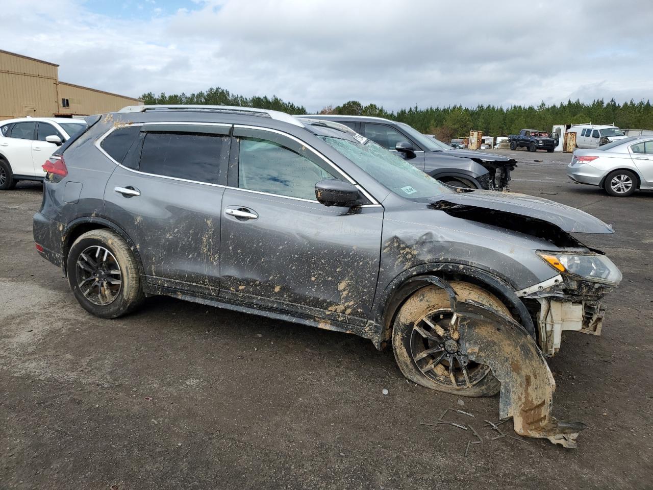 2017 NISSAN ROGUE S - Image 4