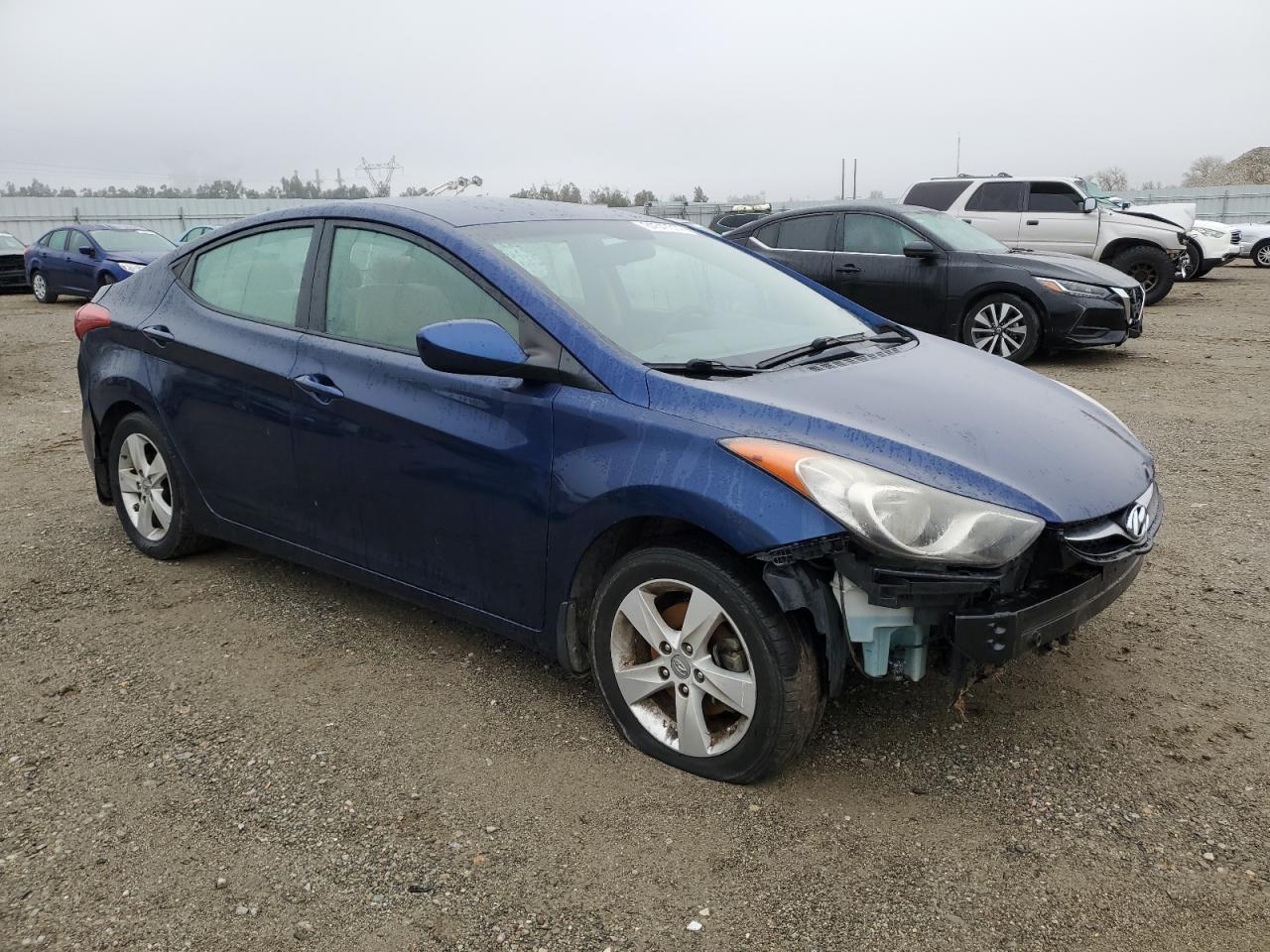 2013 HYUNDAI ELANTRA GL - Image 4