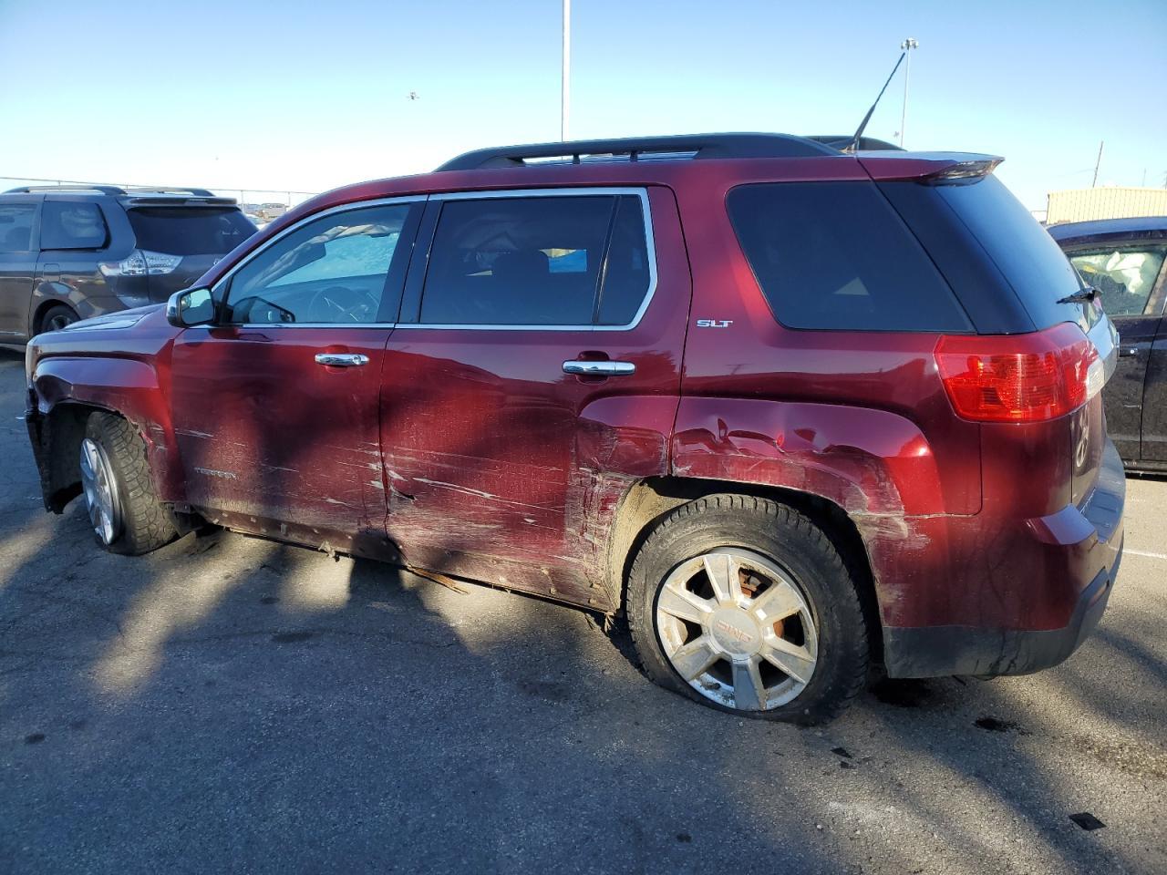 2012 GMC TERRAIN SL - Image 2