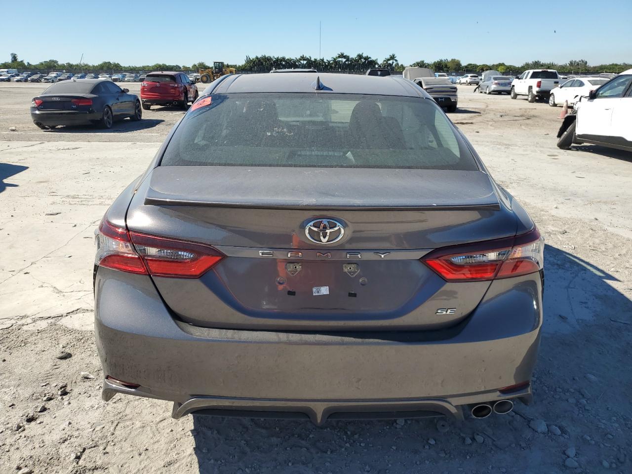 2021 TOYOTA CAMRY SE - Image 6