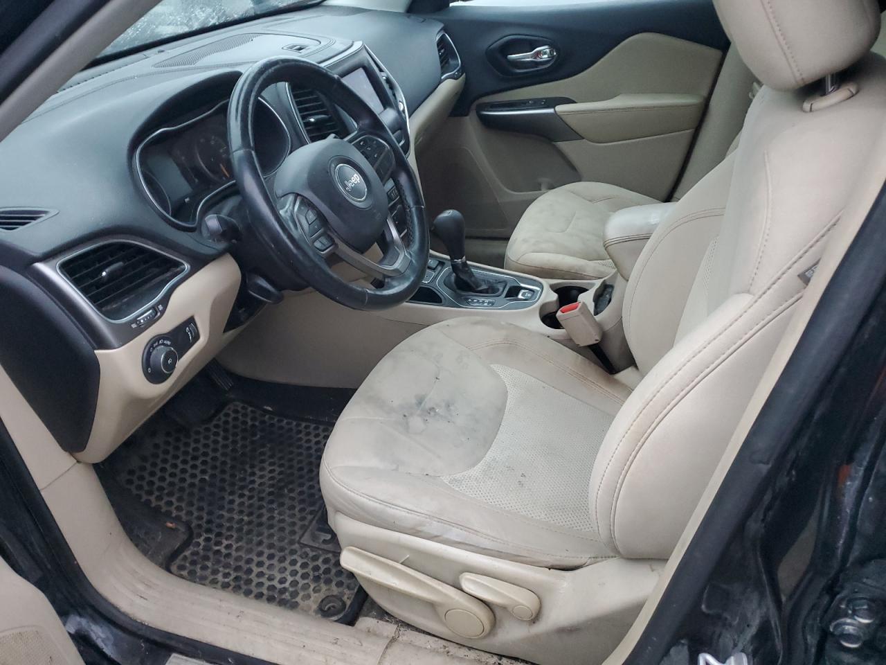 2019 JEEP CHEROKEE L - Image 7