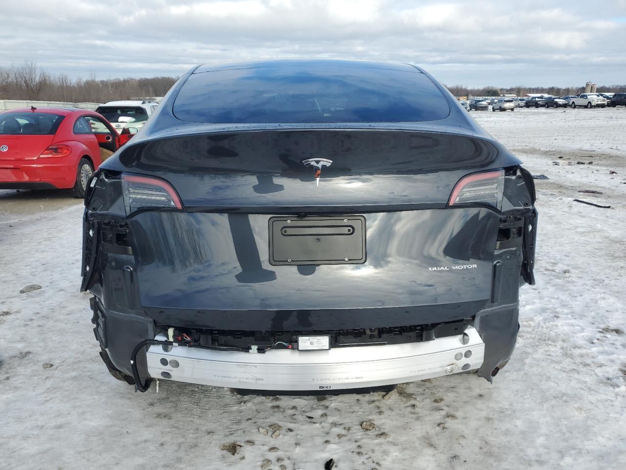 2025 TESLA MODEL Y - Image 6