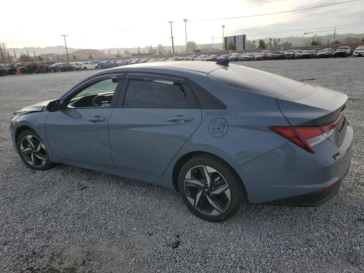 2023 HYUNDAI ELANTRA SE - Image 2