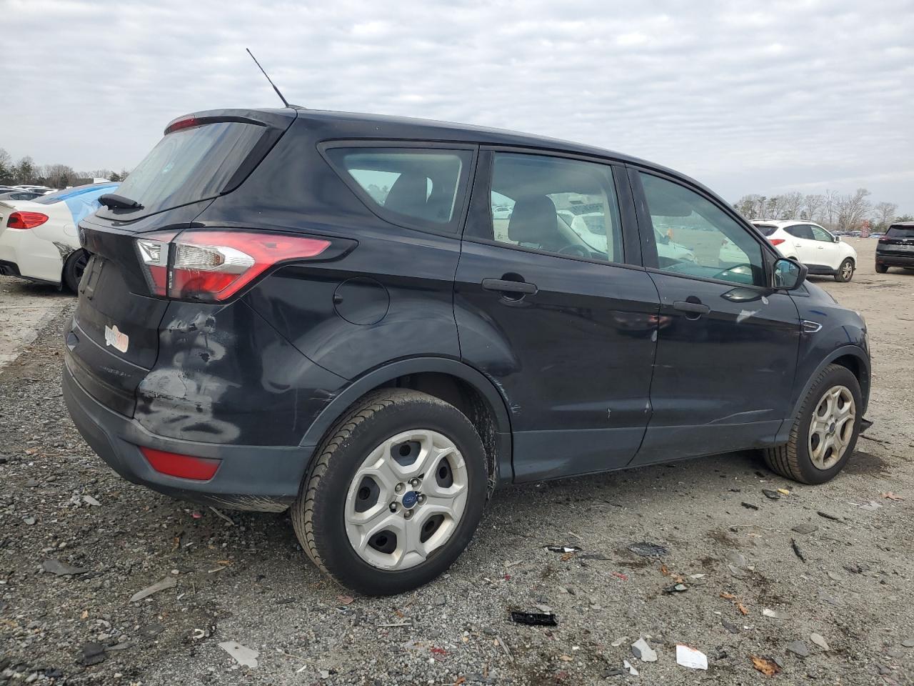 2017 FORD ESCAPE S - Image 3