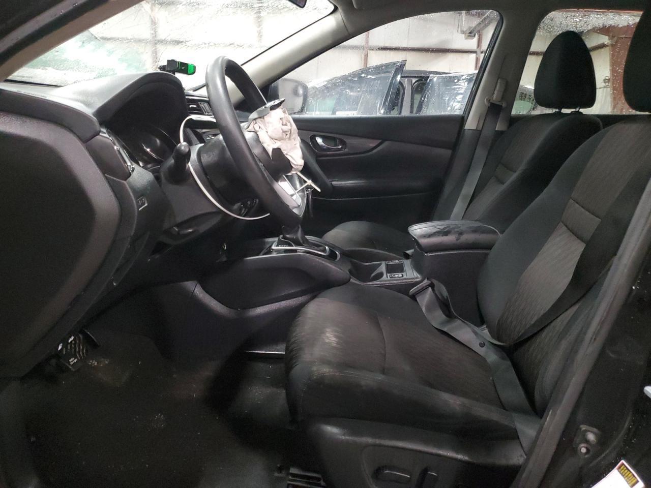 2017 NISSAN ROGUE SV - Image 6