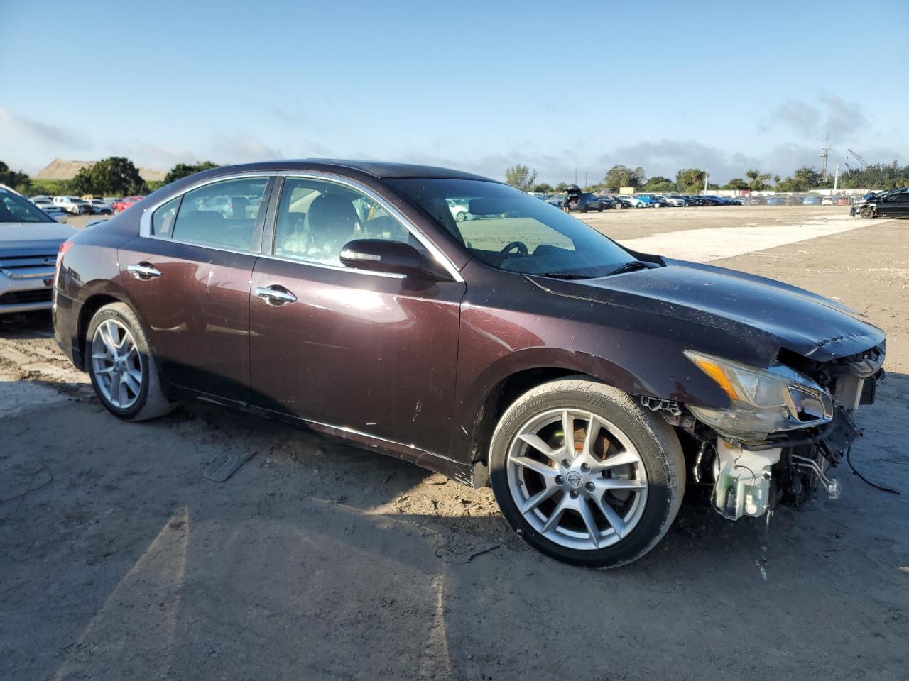 2011 NISSAN MAXIMA S - Image 4