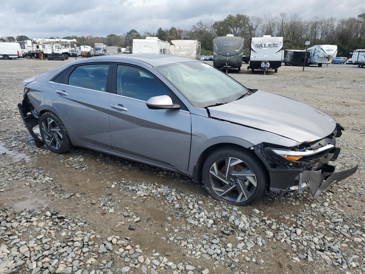 2024 HYUNDAI ELANTRA SE - Фото 4