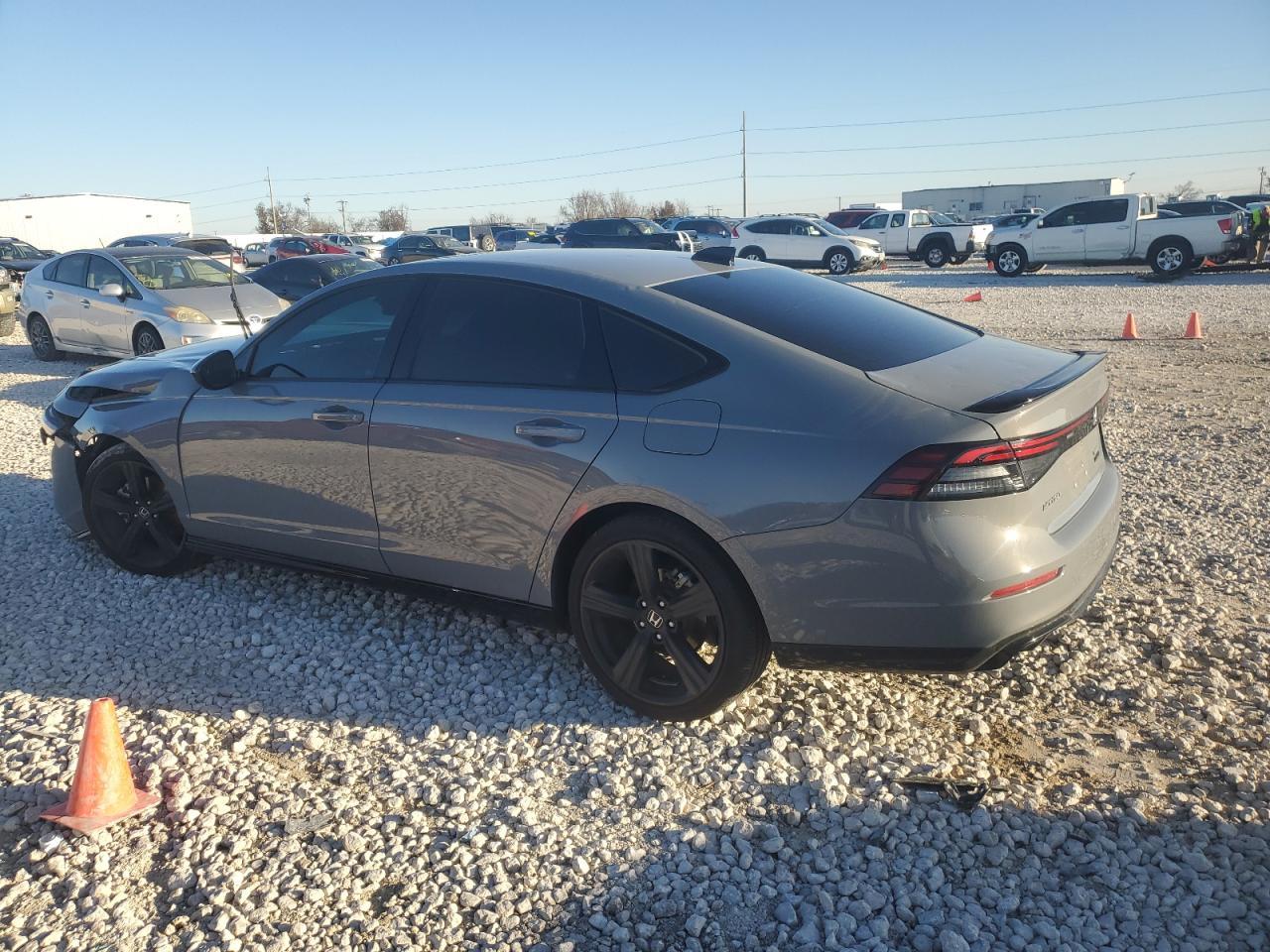 2023 HONDA ACCORD HYB - Image 2