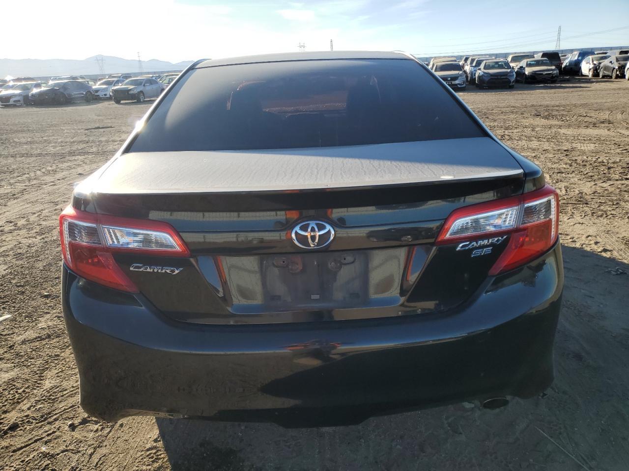 2013 TOYOTA CAMRY L - Фото 6