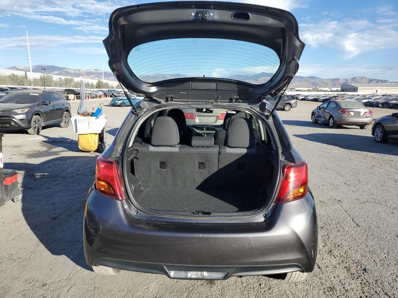 2015 TOYOTA YARIS - Image 6
