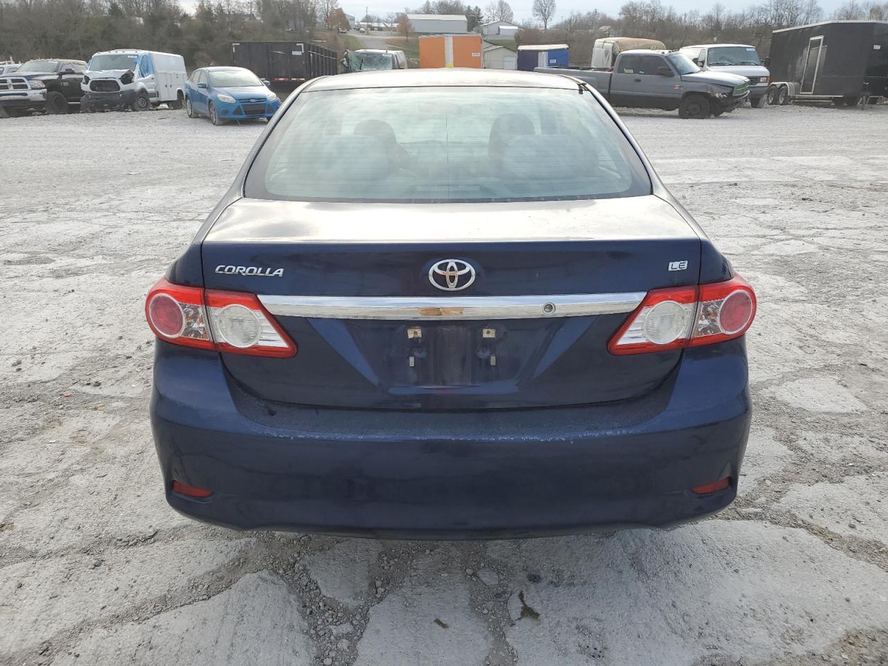 2013 TOYOTA COROLLA BA - Фото 6