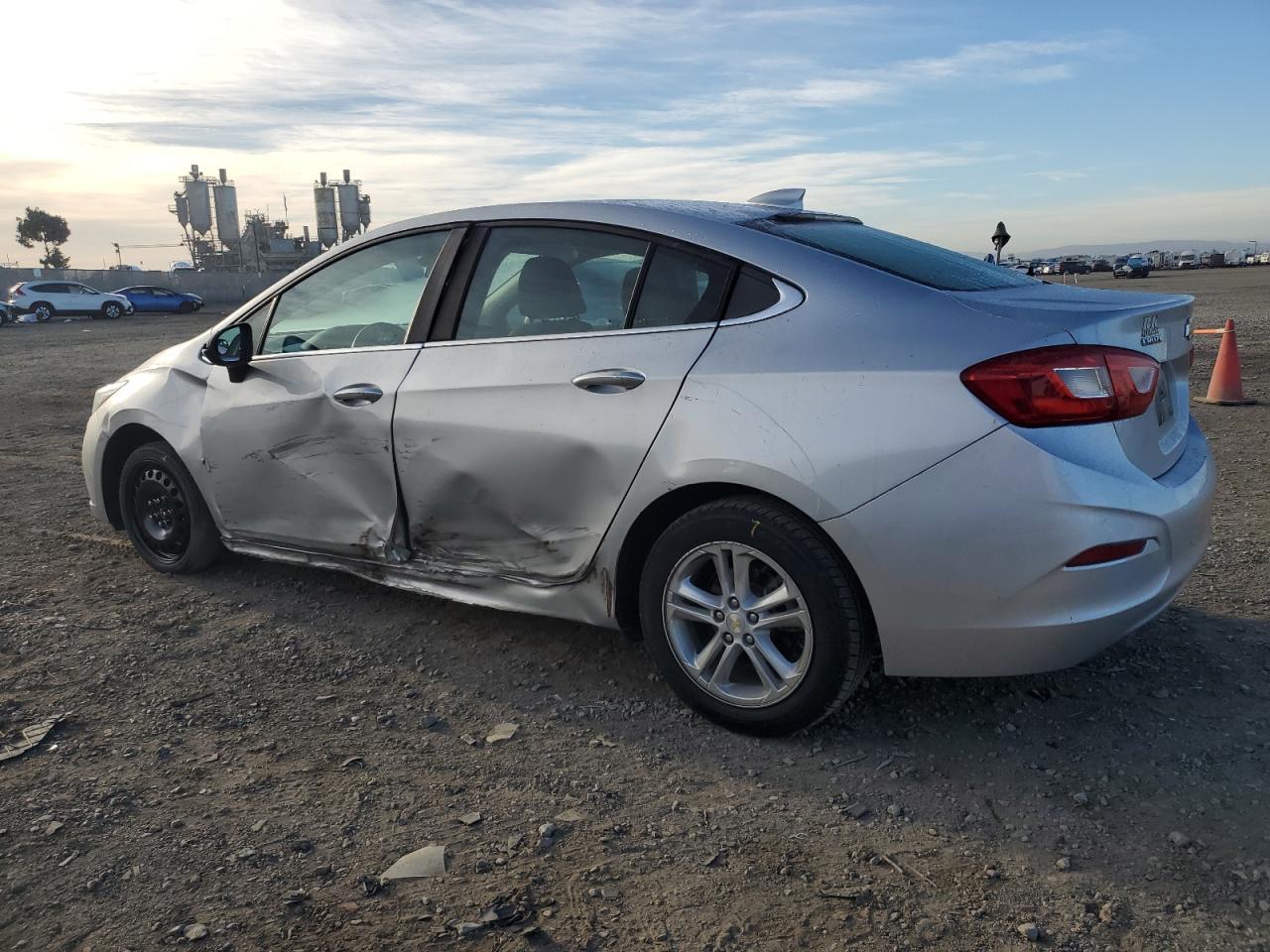 2017 CHEVROLET CRUZE LT - Image 2