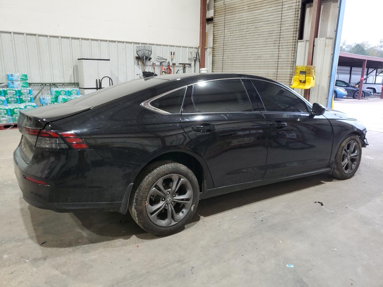 2024 HONDA ACCORD EX - Фото 3