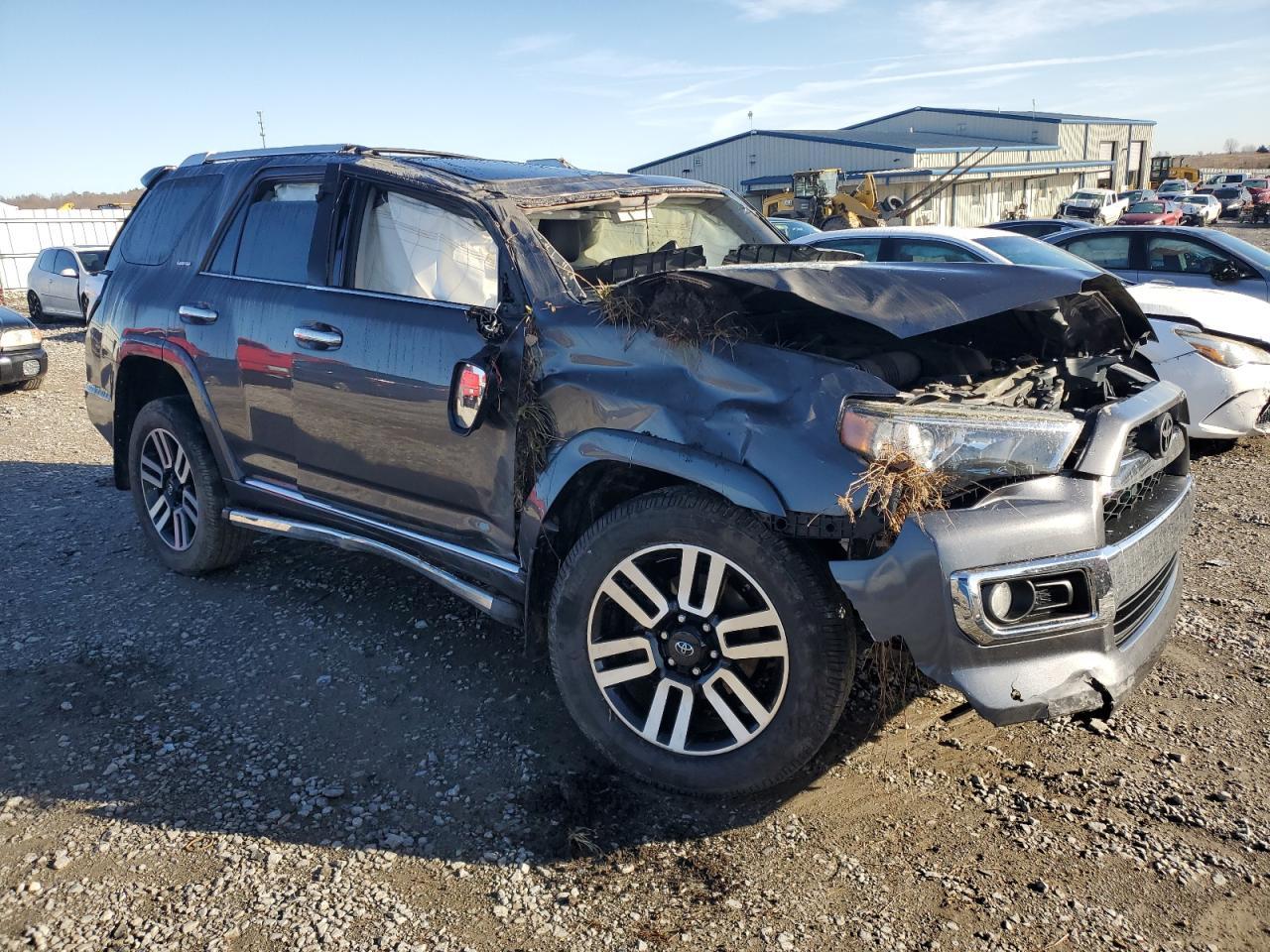 2019 TOYOTA 4RUNNER SR - Image 4