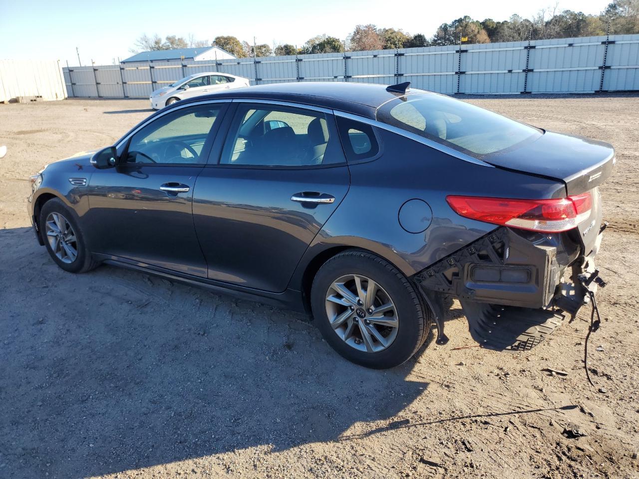 2019 KIA OPTIMA LX - Фото 2