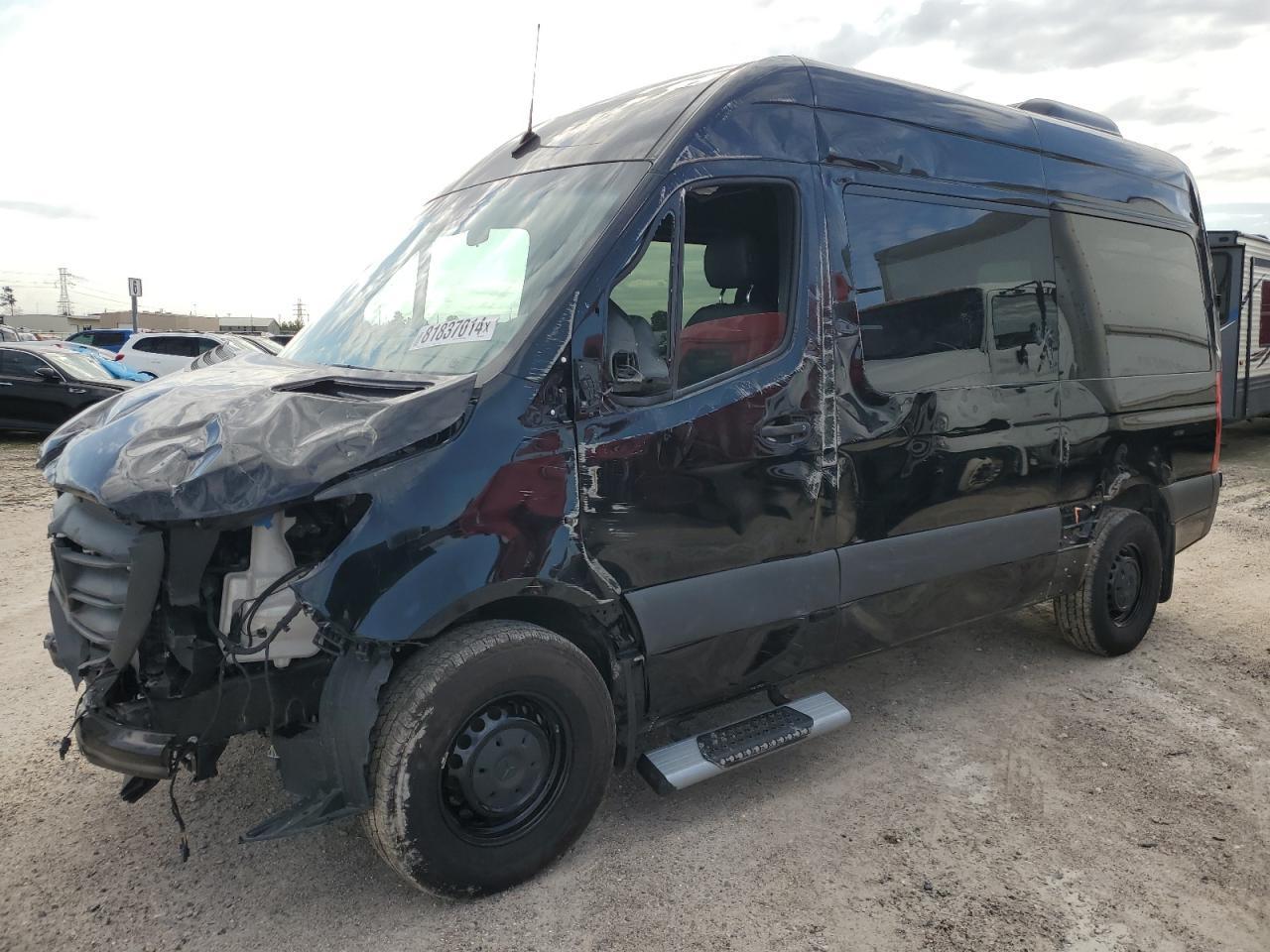 2024 MERCEDES-BENZ SPRINTER 2