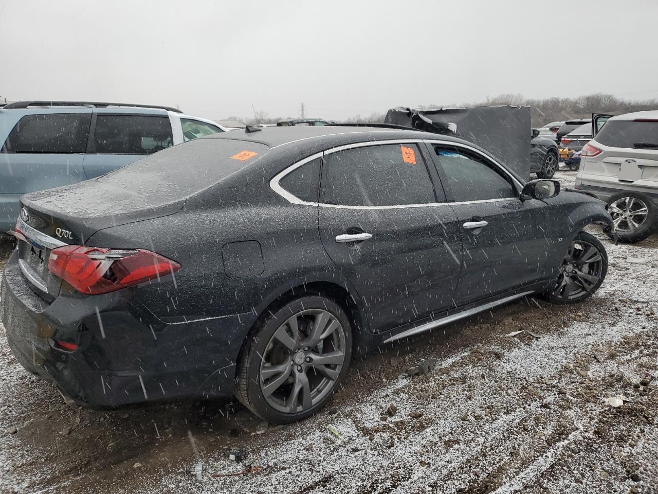 2015 INFINITI Q70L 3.7 - Image 3