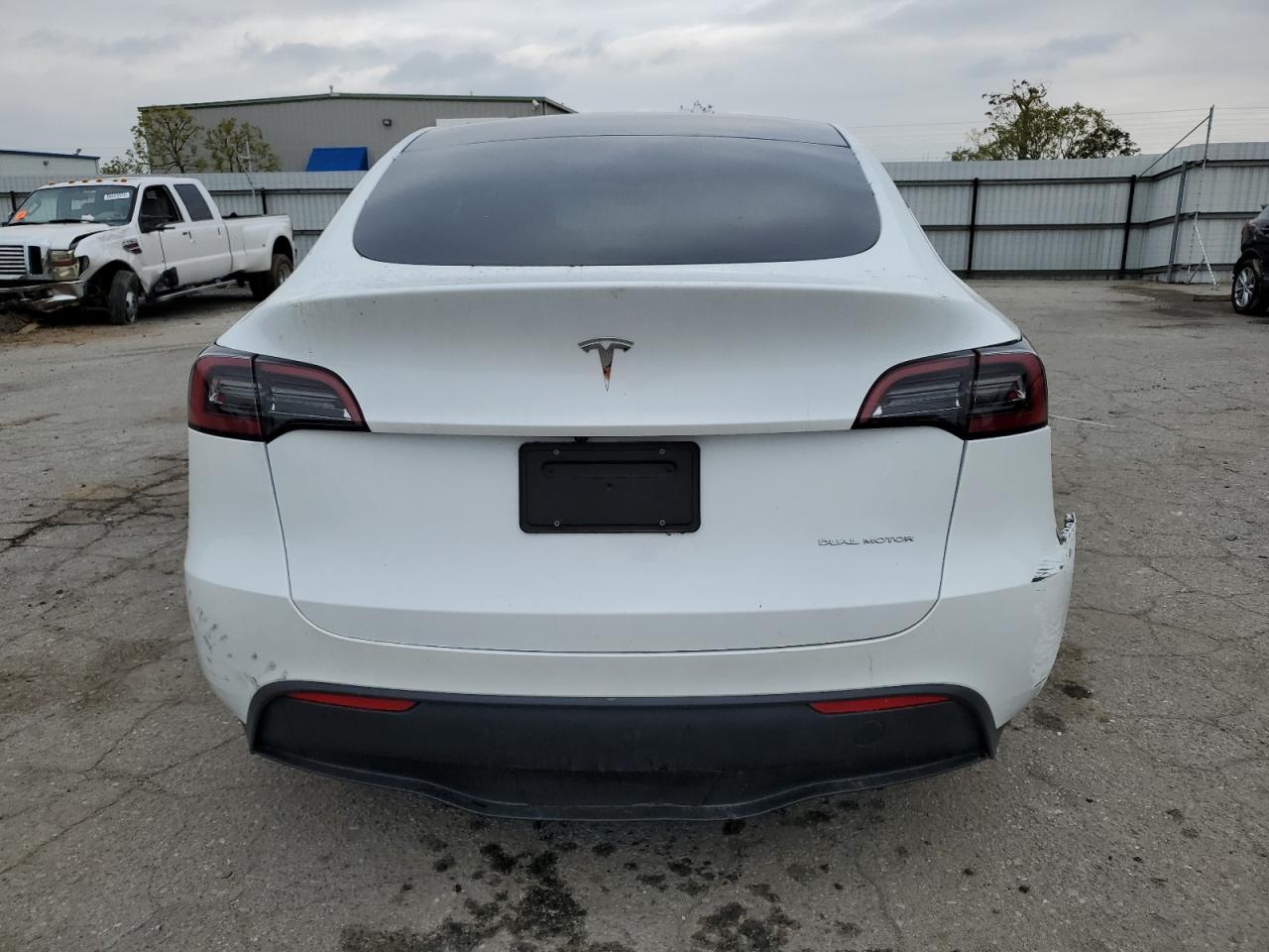 2023 TESLA MODEL Y - Фото 6