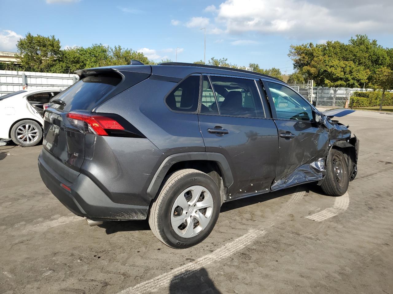 2021 TOYOTA RAV4 LE - Image 3