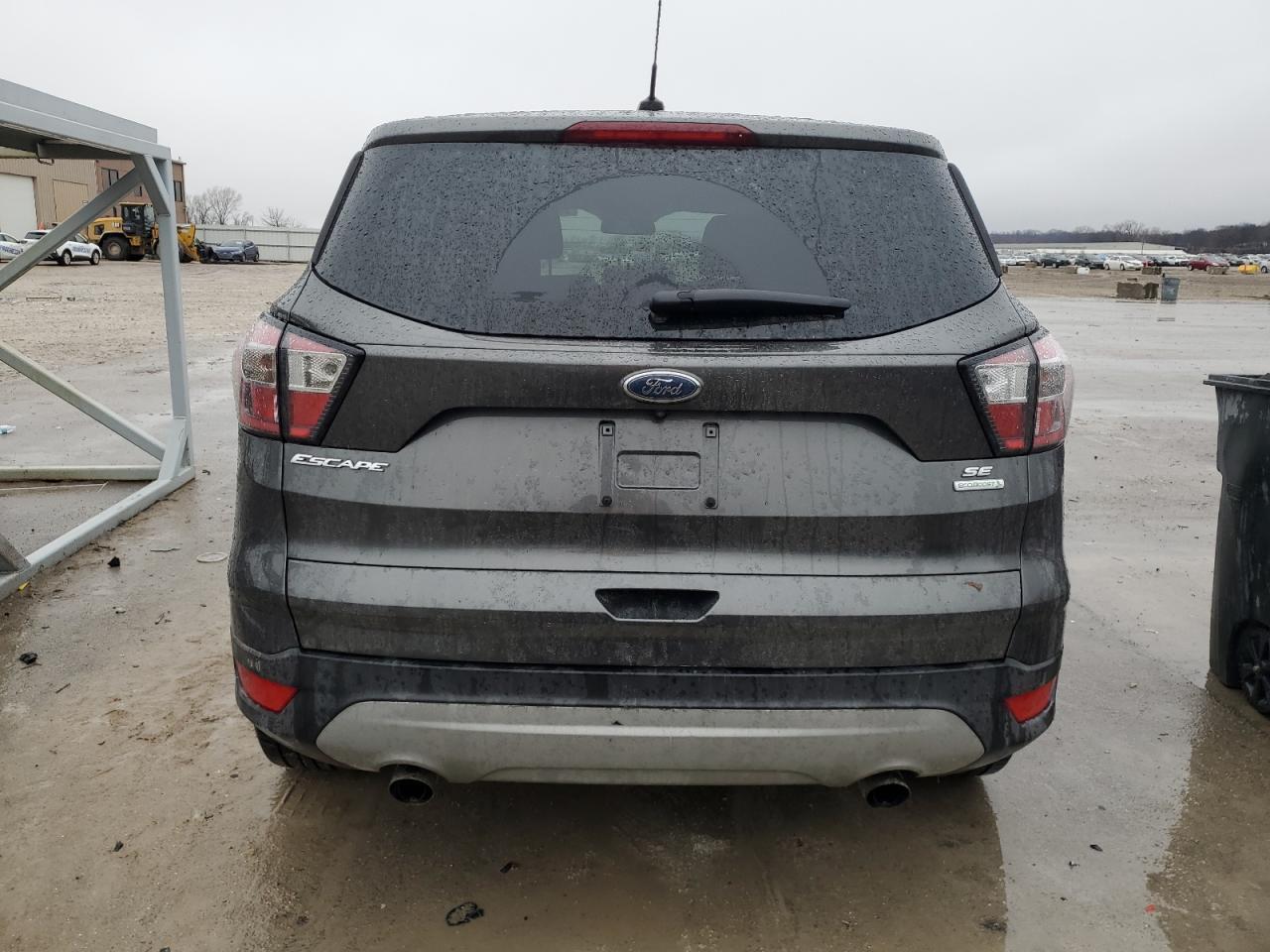 2017 FORD ESCAPE SE - Фото 6