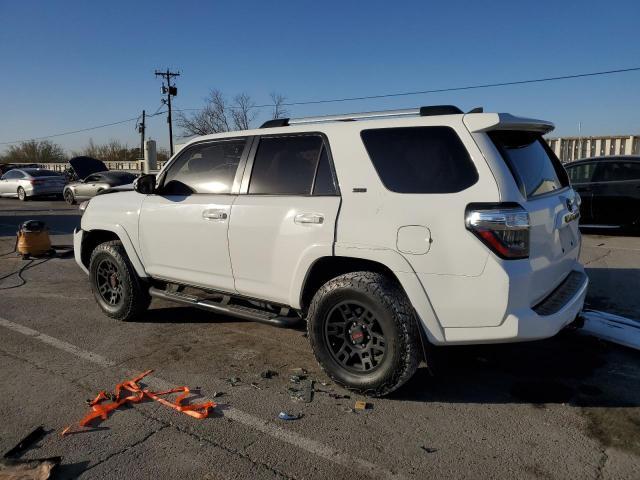2020 TOYOTA 4RUNNER SR - Фото 2