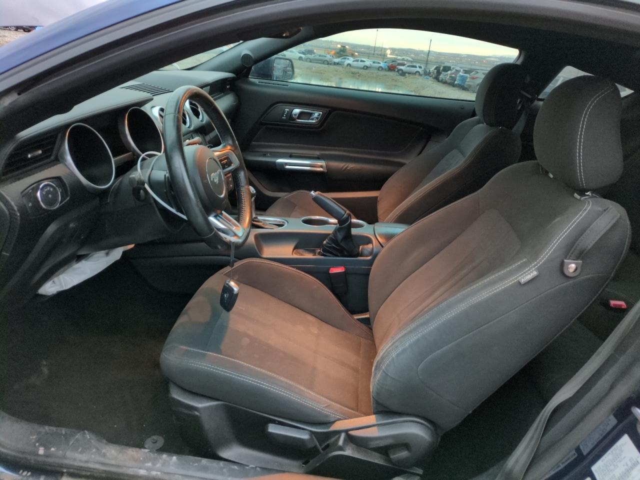 2018 FORD MUSTANG - Фото 7