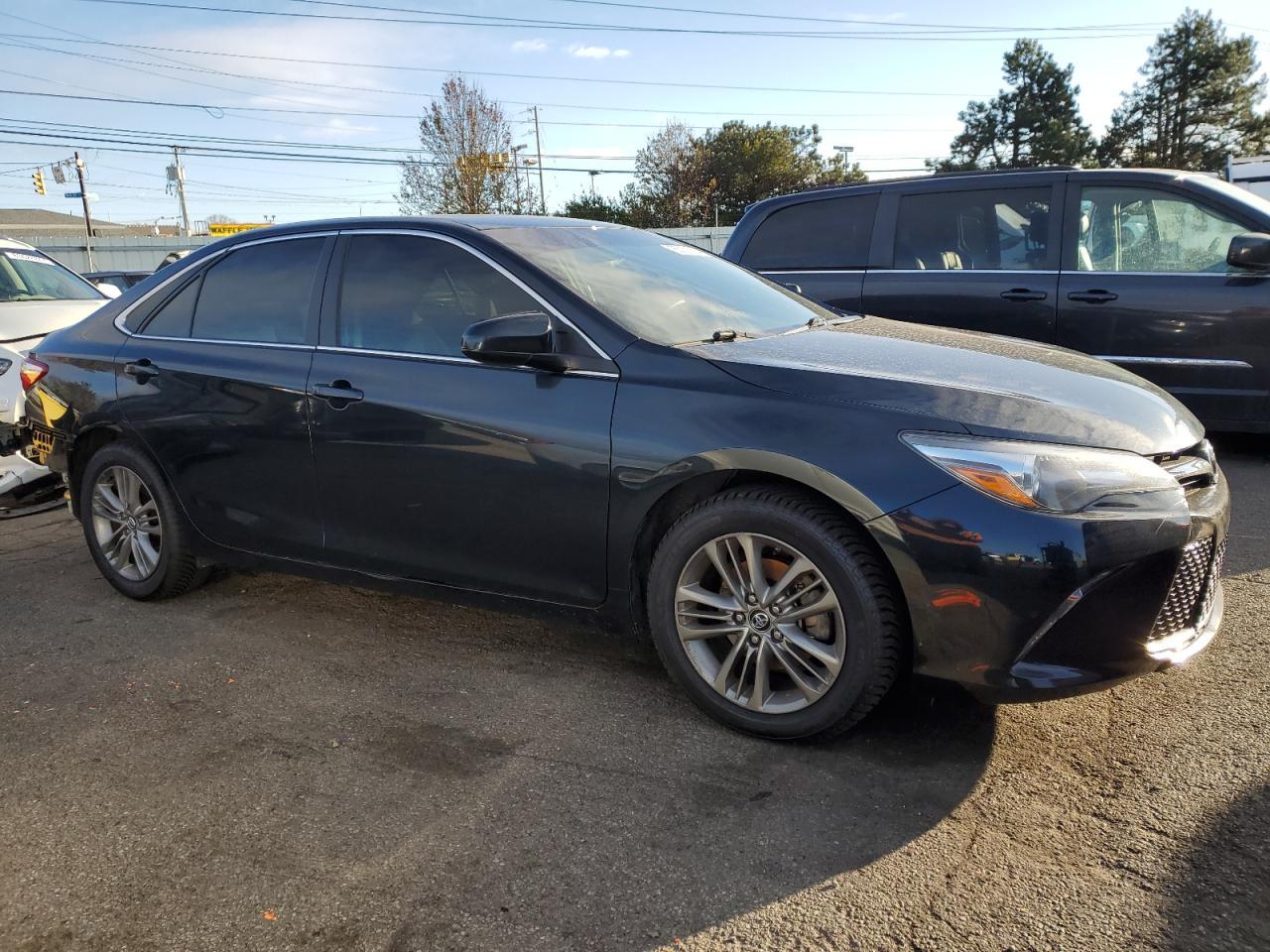 2017 TOYOTA CAMRY LE - Image 4