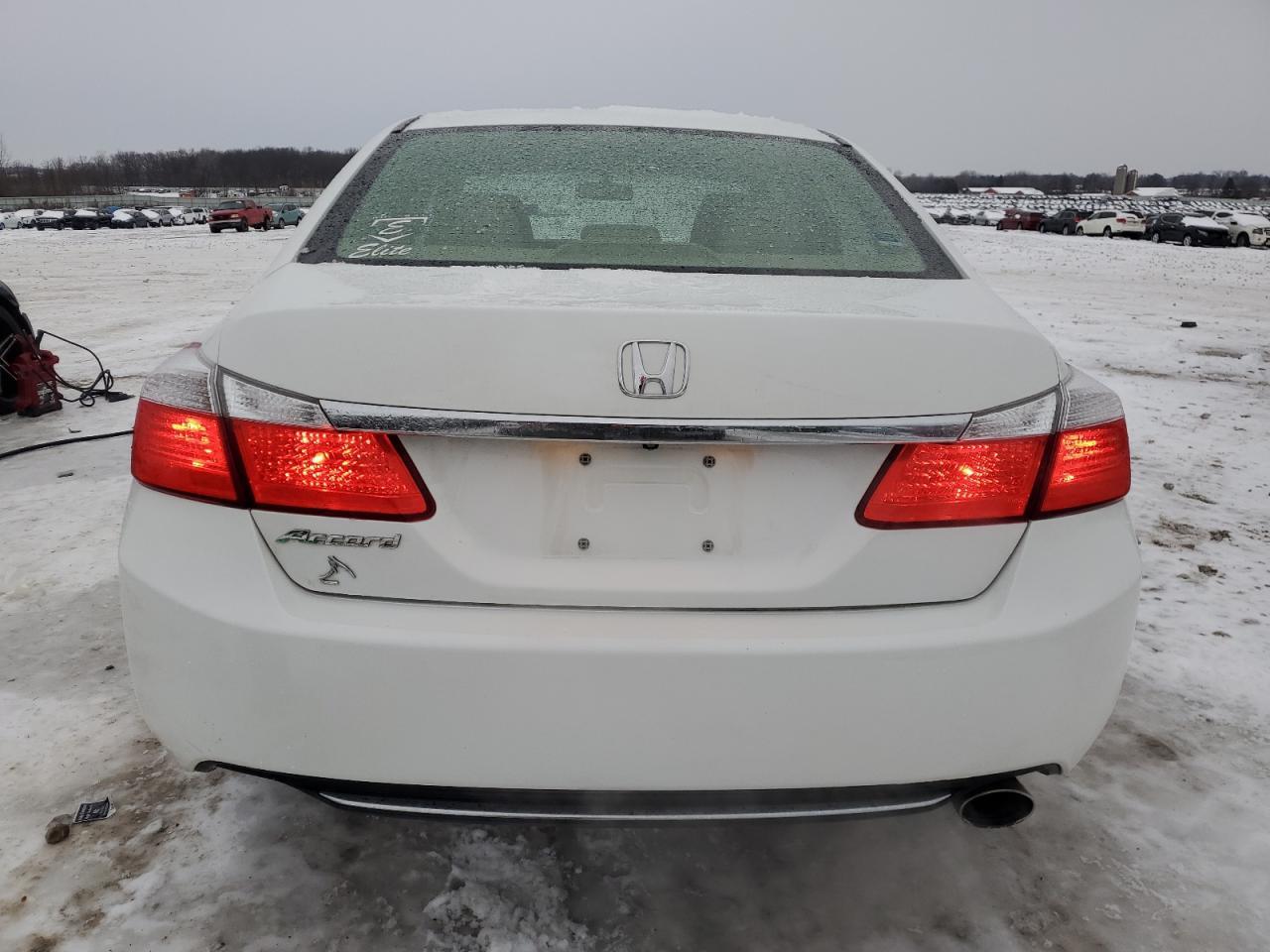 2014 HONDA ACCORD LX - Фото 6