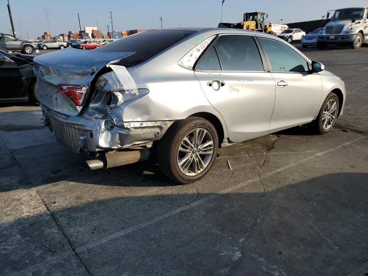 2017 TOYOTA CAMRY LE - Image 3