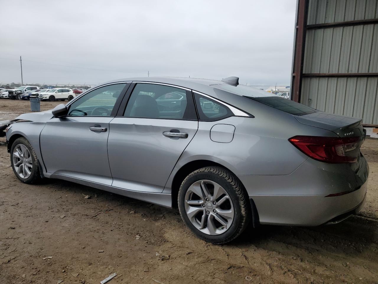 2018 HONDA ACCORD LX - Фото 2