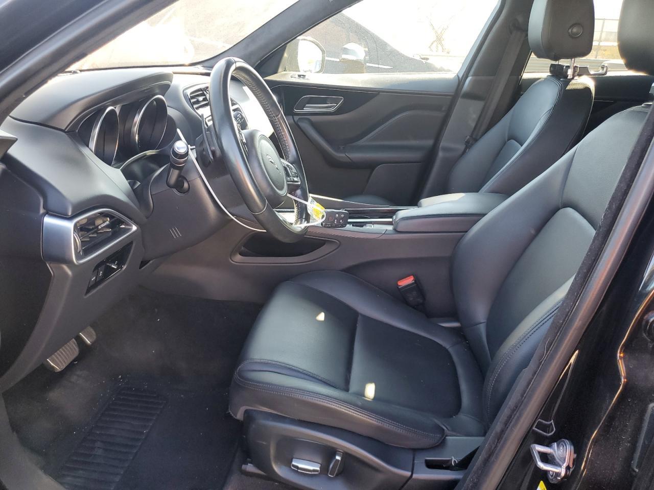 2019 JAGUAR F-PACE PRE - Image 7