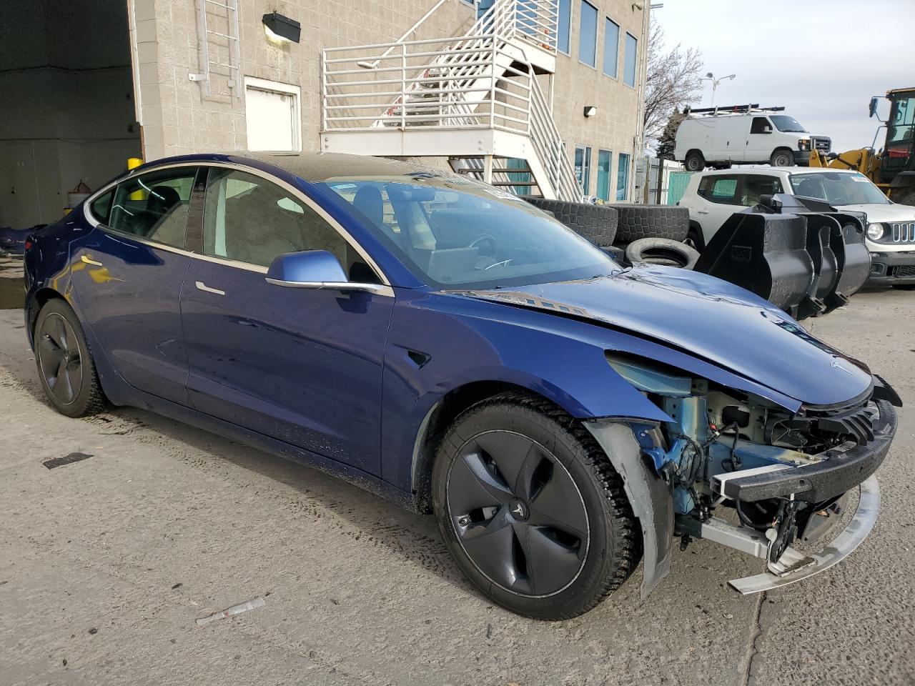 2019 TESLA MODEL 3 - Image 4