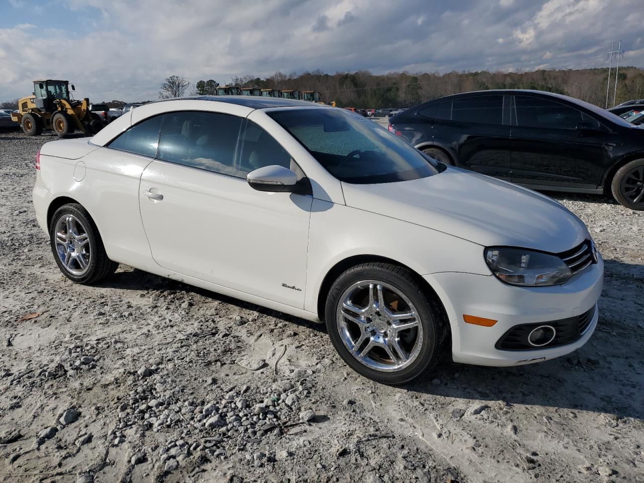 2012 VOLKSWAGEN EOS KOMFOR - Image 4