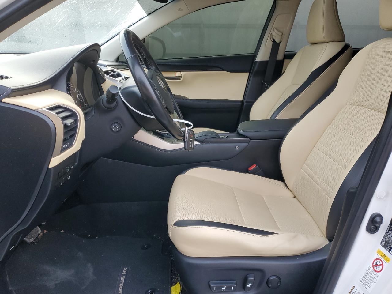 2016 LEXUS NX 200T BA - Фото 7