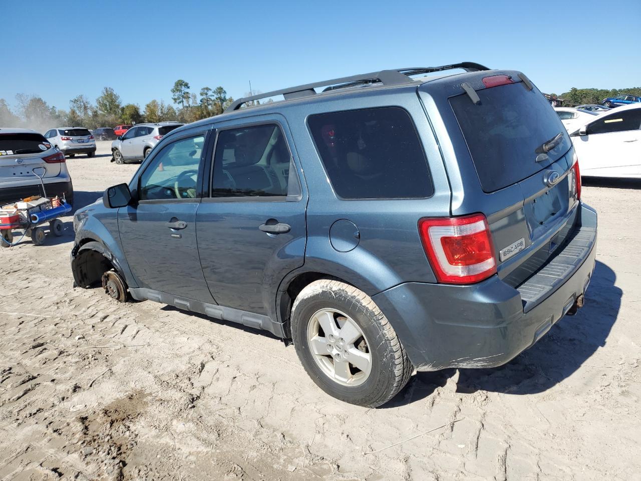 2012 FORD ESCAPE XLT - Фото 2